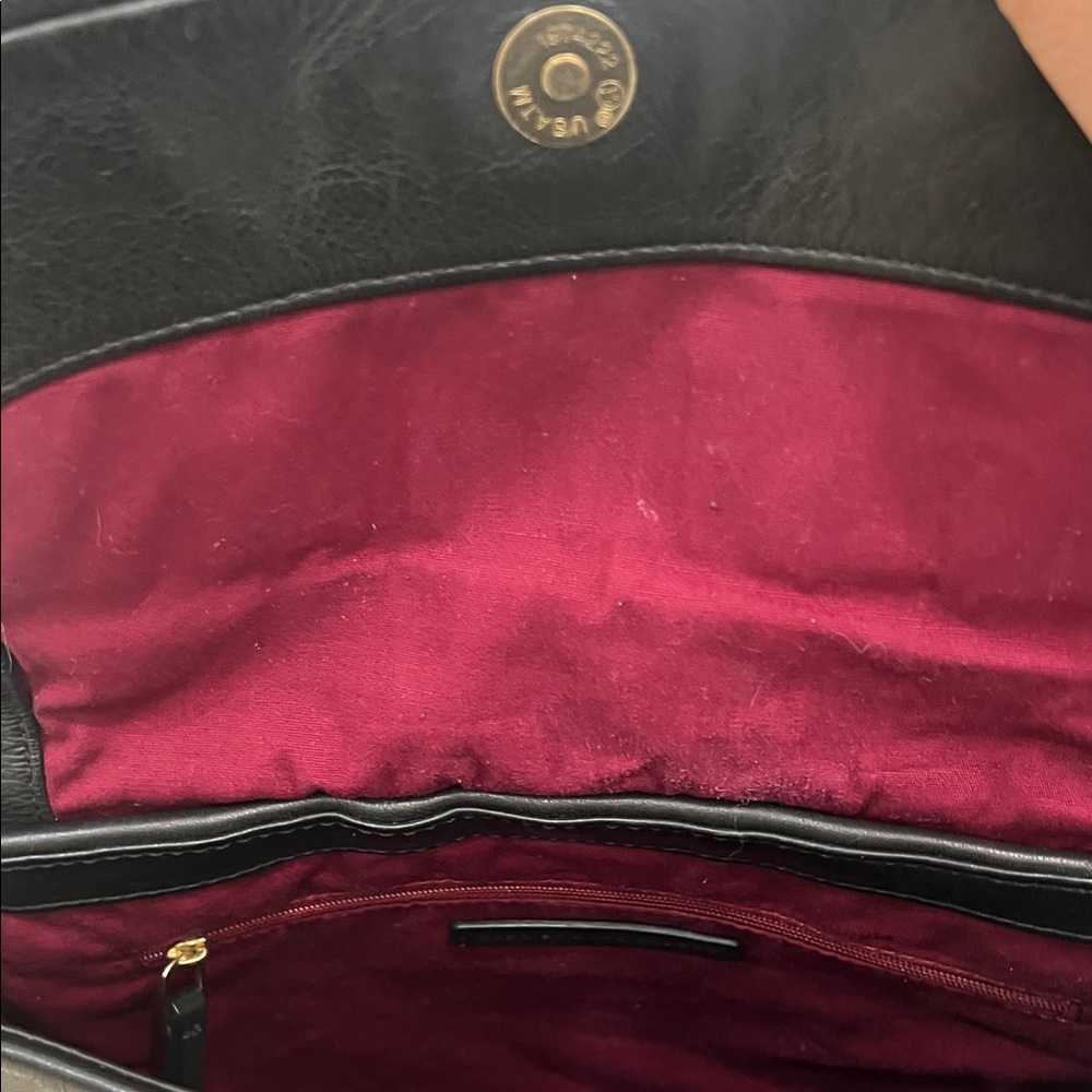 Marc By Marc Jacobs Black Leather Shoulder Bag. EUC - Picture 10 of 12